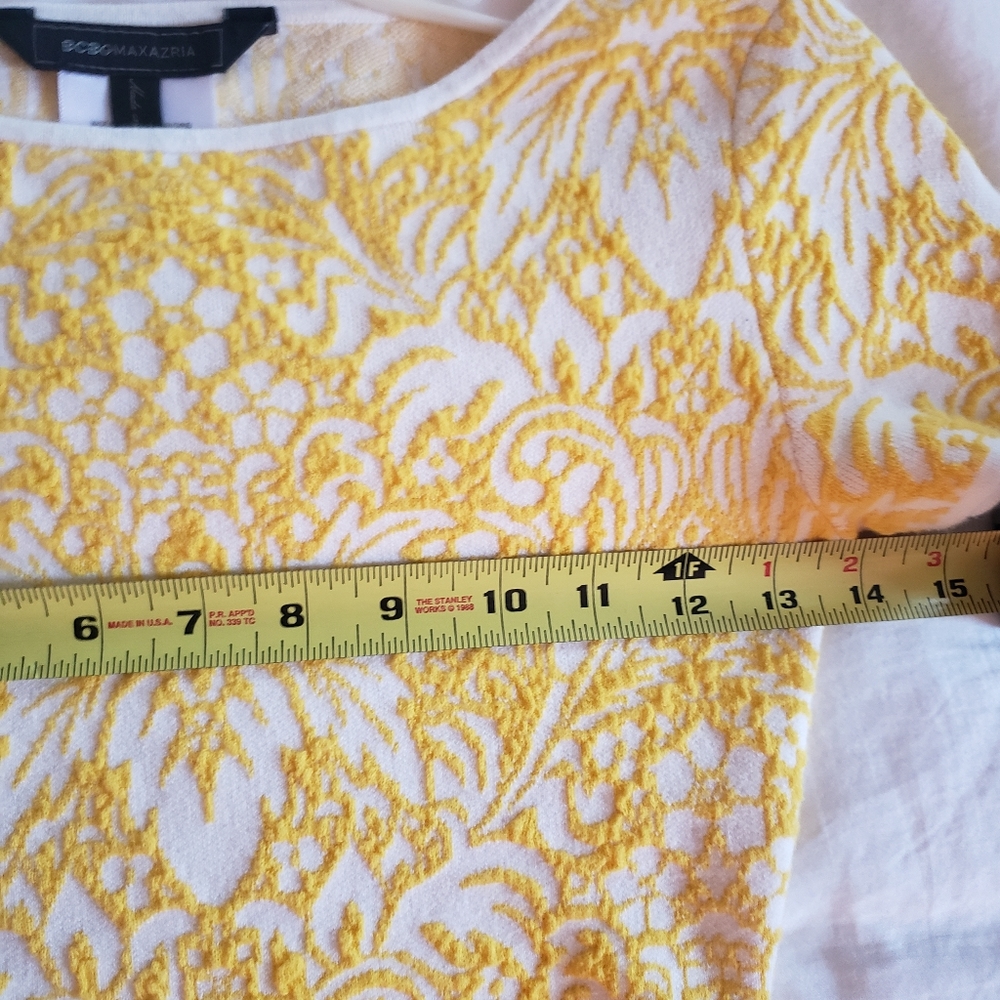 BCBG Maxazria white yellow textured knit dress - Picture 3 of 5